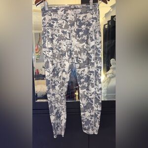 LegEnd Camouflage Print Leggings